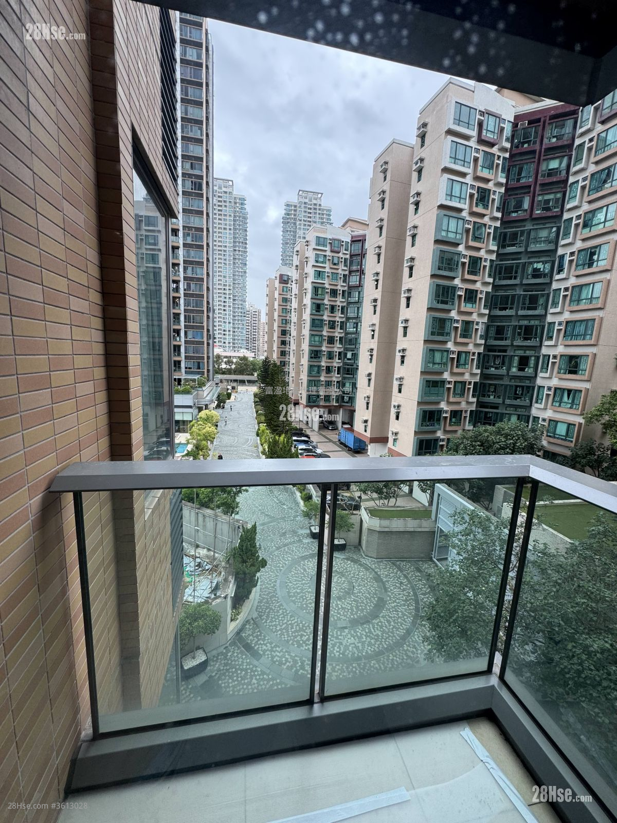 Residence 88 Rental 2 Bedrooms , 1 Bathroom 519 ft² ( 48.2 m² ) Residence 88 Rental 2 Bedrooms , 1 Bathroom 519 ft² ( 48.2 m² )