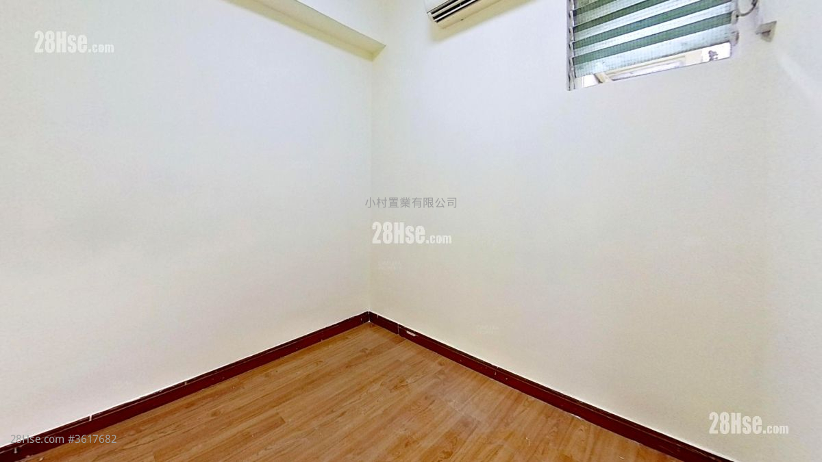 睡房 3: 欢乐楼 租盘 3 房 , 1 浴室 407 平方尺 ( 37.8 平方米 ) 睡房 3: 欢乐楼 租盘 3 房 , 1 浴室 407 平方尺 ( 37.8 平方米 )