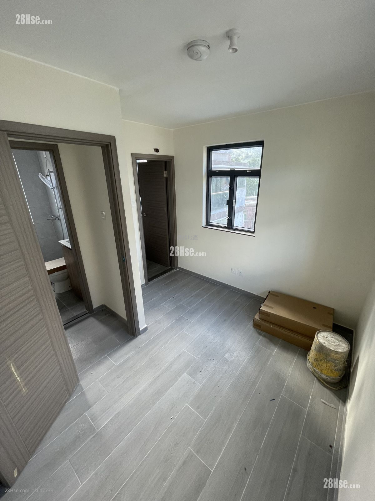 村屋 租盘 4 房 , 2 浴室 700 平方尺 ( 65.0 平方米 ) 村屋 租盘 4 房 , 2 浴室 700 平方尺 ( 65.0 平方米 )