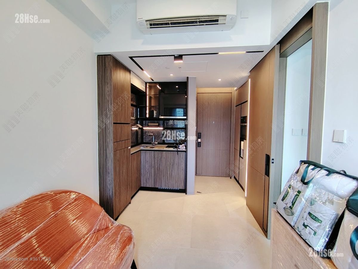 Cullinan Sky Sell 1 Bedroom 299 ft² ( 27.8 m² )