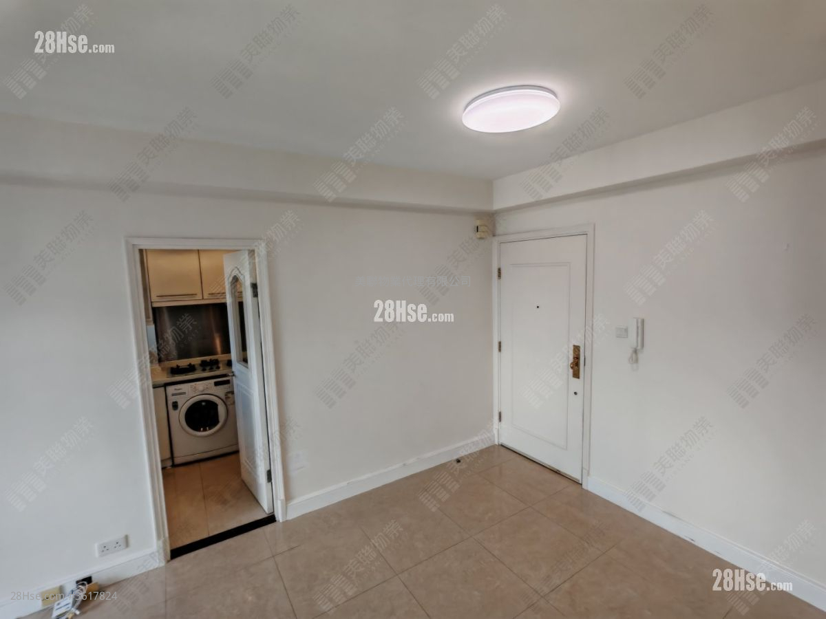 Metro Town Sell 2 Bedrooms , 1 Bathroom 492 ft² ( 45.7 m² ) Metro Town Sell 2 Bedrooms , 1 Bathroom 492 ft² ( 45.7 m² )