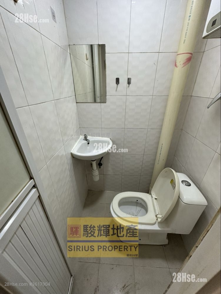 新填地街205号 租盘 1 房 , 1 浴室 170 平方尺 ( 15.8 平方米 ) 新填地街205号 租盘 1 房 , 1 浴室 170 平方尺 ( 15.8 平方米 )