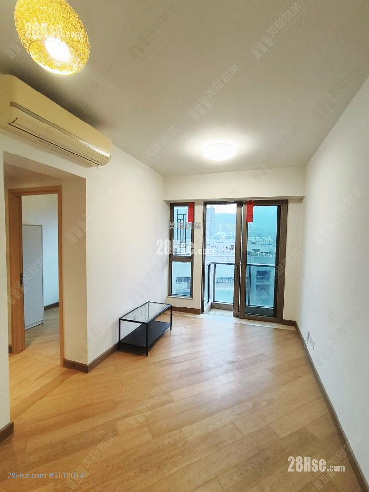 Parc City Rental 2 Bedrooms , 1 Bathroom 522 ft² ( 48.5 m² ) Parc City Rental 2 Bedrooms , 1 Bathroom 522 ft² ( 48.5 m² )