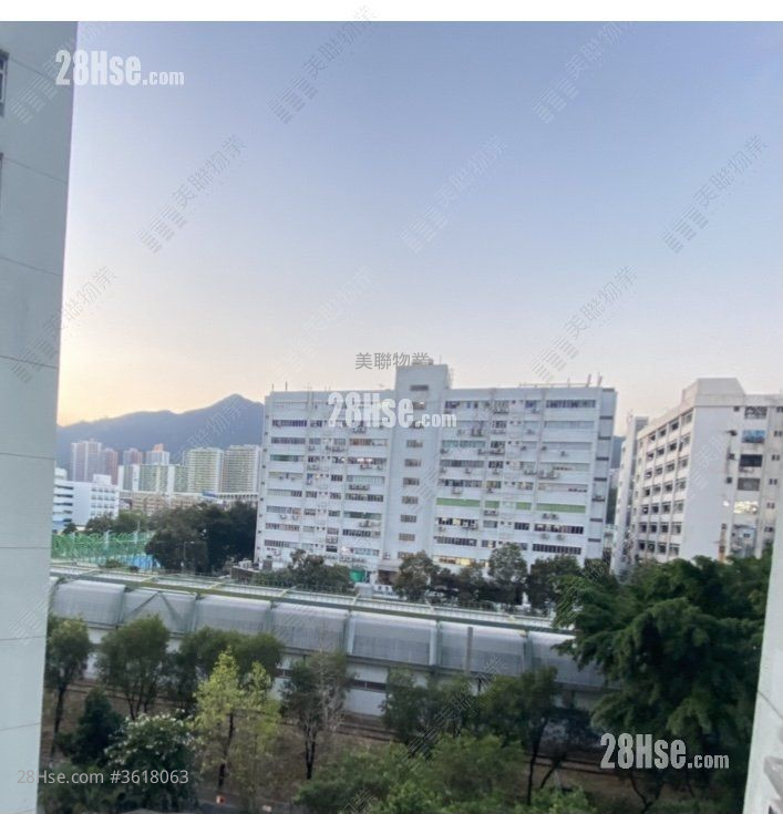 文礼阁 售盘 3 房 , 1 浴室 622 平方尺 ( 57.8 平方米 ) 文礼阁 售盘 3 房 , 1 浴室 622 平方尺 ( 57.8 平方米 )
