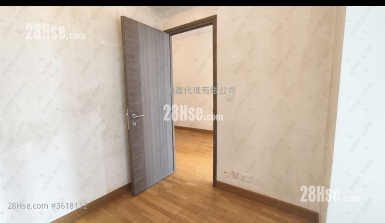 Heya Aqua Sell 1 Bedroom , 1 Bathroom 408 ft² ( 37.9 m² ) Heya Aqua Sell 1 Bedroom , 1 Bathroom 408 ft² ( 37.9 m² )