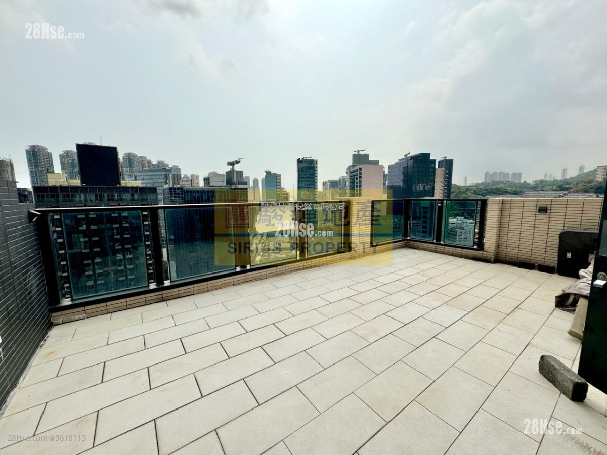 The Amused Sell 2 Bedrooms , 1 Bathroom 405 ft² ( 37.6 m² ) The Amused Sell 2 Bedrooms , 1 Bathroom 405 ft² ( 37.6 m² )