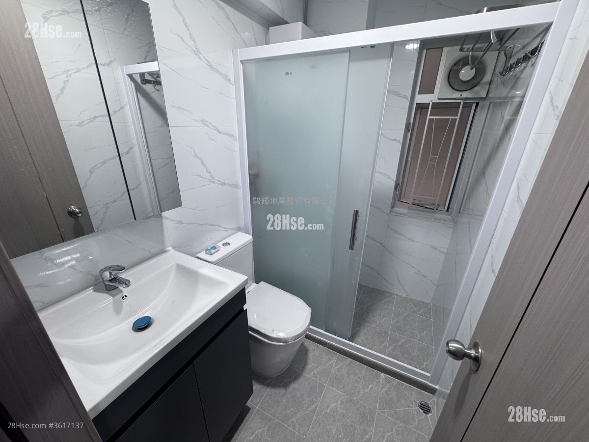 中耀楼 售盘 2 房 , 1 浴室 400 平方尺 ( 37.2 平方米 ) 中耀楼 售盘 2 房 , 1 浴室 400 平方尺 ( 37.2 平方米 )