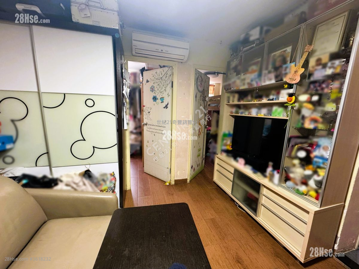 锦丰苑 售盘 2 房 , 1 浴室 428 平方尺 ( 39.8 平方米 ) 锦丰苑 售盘 2 房 , 1 浴室 428 平方尺 ( 39.8 平方米 )