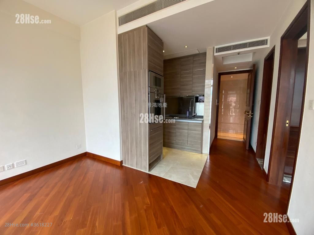 The Coronation Rental Studio 400 ft² ( 37.2 m² ) The Coronation Rental Studio 400 ft² ( 37.2 m² )