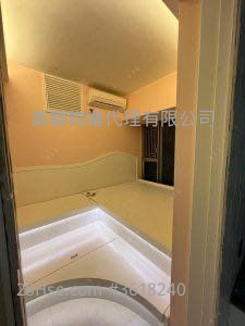 Park Central Sell 2 Bedrooms , 1 Bathroom 384 ft² ( 35.7 m² ) Park Central Sell 2 Bedrooms , 1 Bathroom 384 ft² ( 35.7 m² )