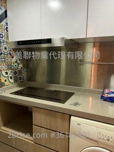 Park Central Sell 2 Bedrooms , 1 Bathroom 384 ft² ( 35.7 m² ) Park Central Sell 2 Bedrooms , 1 Bathroom 384 ft² ( 35.7 m² )