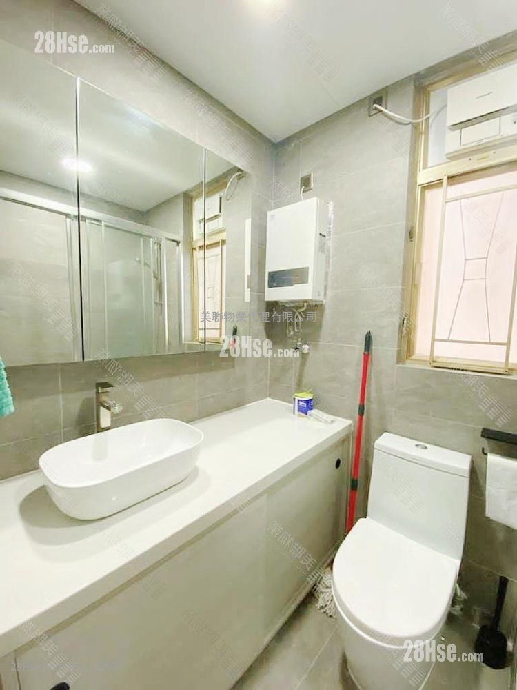 碧湖花园 售盘 2 房 , 1 浴室 441 平方尺 ( 41.0 平方米 ) 碧湖花园 售盘 2 房 , 1 浴室 441 平方尺 ( 41.0 平方米 )