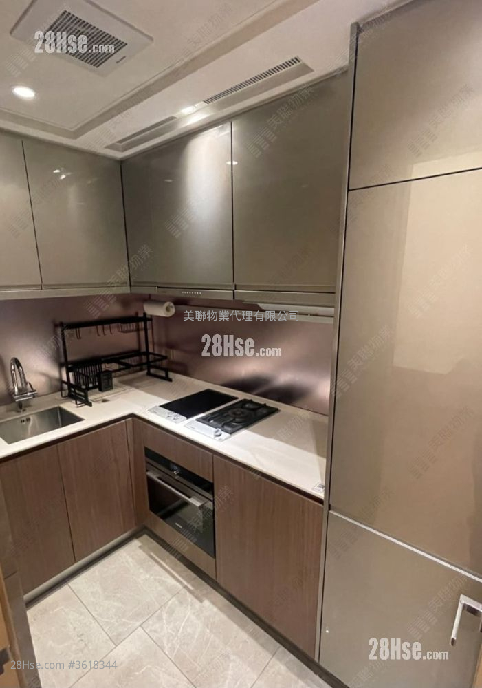 逸珑湾8 售盘 2 房 , 1 浴室 494 平方尺 ( 45.9 平方米 ) 逸珑湾8 售盘 2 房 , 1 浴室 494 平方尺 ( 45.9 平方米 )