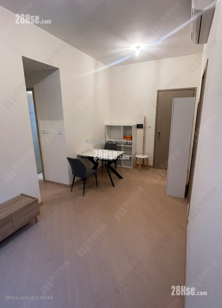 逸珑湾8 售盘 2 房 , 1 浴室 494 平方尺 ( 45.9 平方米 ) 逸珑湾8 售盘 2 房 , 1 浴室 494 平方尺 ( 45.9 平方米 )