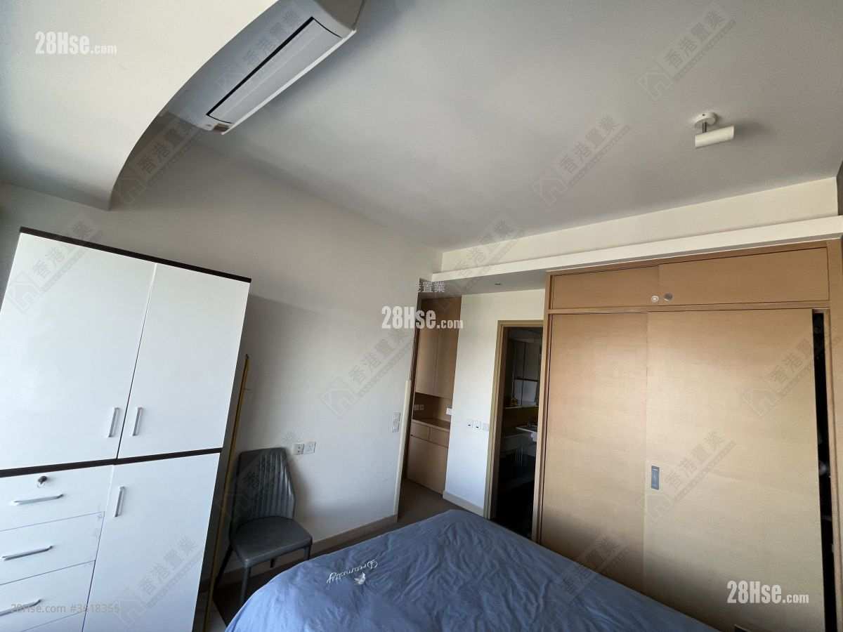 master room: The Masterpiece Sell 1 Bedroom , 2 Bathrooms 816 ft² ( 75.8 m² ) master room: The Masterpiece Sell 1 Bedroom , 2 Bathrooms 816 ft² ( 75.8 m² )