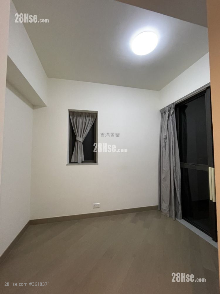 Wings At Sea Rental 2 Bedrooms , 1 Bathroom 491 ft² ( 45.6 m² ) Wings At Sea Rental 2 Bedrooms , 1 Bathroom 491 ft² ( 45.6 m² )