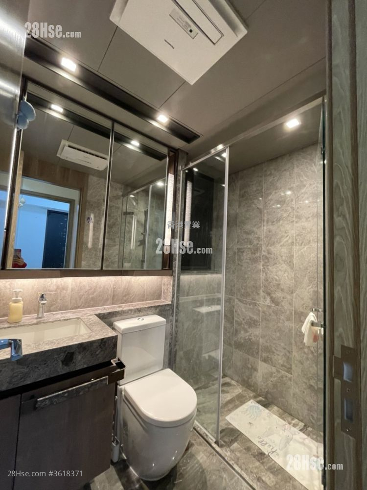 Wings At Sea Rental 2 Bedrooms , 1 Bathroom 491 ft² ( 45.6 m² ) Wings At Sea Rental 2 Bedrooms , 1 Bathroom 491 ft² ( 45.6 m² )