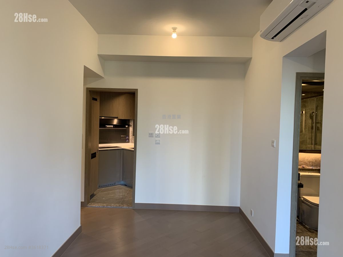 Wings At Sea Rental 2 Bedrooms , 1 Bathroom 491 ft² ( 45.6 m² ) Wings At Sea Rental 2 Bedrooms , 1 Bathroom 491 ft² ( 45.6 m² )