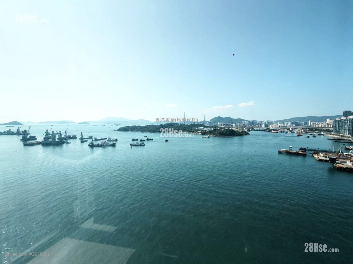 The Long Beach Rental 3 Bedrooms , 2 Bathrooms 842 ft² ( 78.2 m² ) The Long Beach Rental 3 Bedrooms , 2 Bathrooms 842 ft² ( 78.2 m² )