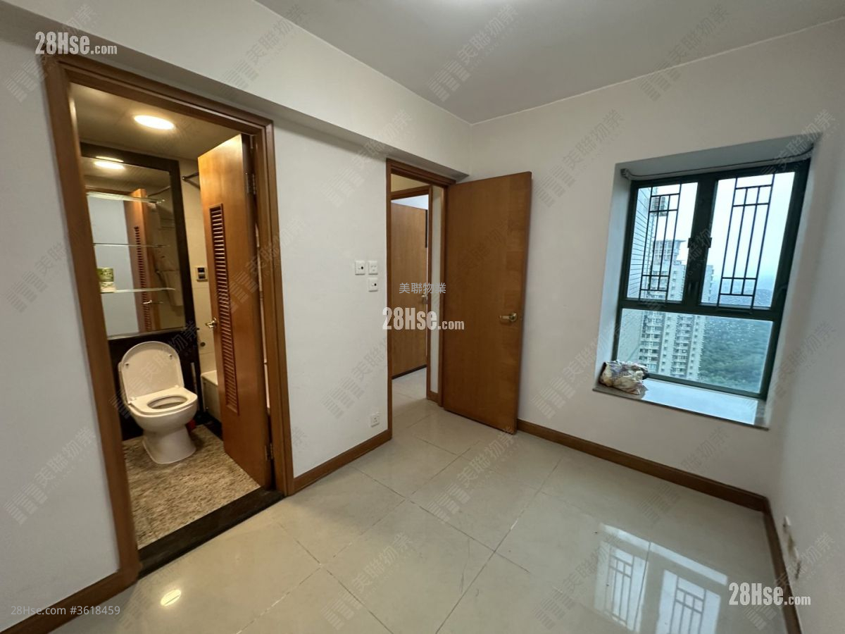 君傲湾 售盘 3 房 , 2 浴室 649 平方尺 ( 60.3 平方米 ) 君傲湾 售盘 3 房 , 2 浴室 649 平方尺 ( 60.3 平方米 )