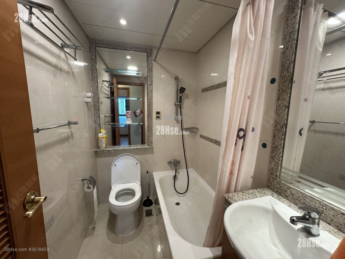 君傲湾 售盘 3 房 , 2 浴室 649 平方尺 ( 60.3 平方米 ) 君傲湾 售盘 3 房 , 2 浴室 649 平方尺 ( 60.3 平方米 )