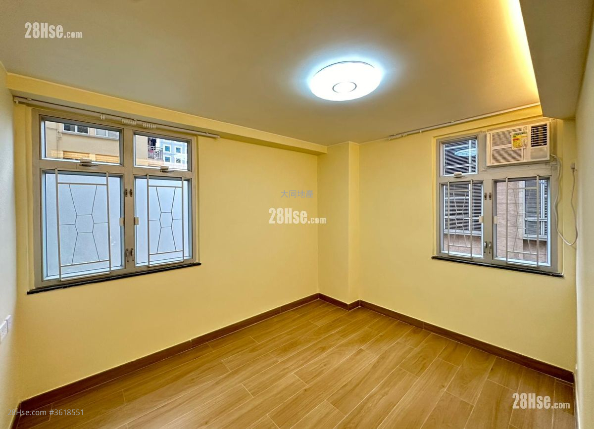 Mei Foo Sun Chuen Rental 662 ft² ( 61.5 m² ) Mei Foo Sun Chuen Rental 662 ft² ( 61.5 m² )