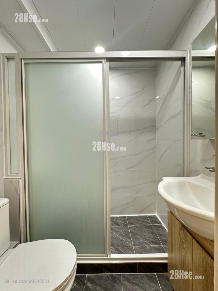 Mei Foo Sun Chuen Rental 662 ft² ( 61.5 m² ) Mei Foo Sun Chuen Rental 662 ft² ( 61.5 m² )
