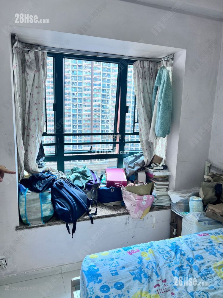 东港城 售盘 2 房 , 1 浴室 524 平方尺 ( 48.7 平方米 ) 东港城 售盘 2 房 , 1 浴室 524 平方尺 ( 48.7 平方米 )