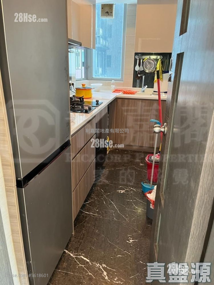 溱岸8号 售盘 2 房 , 2 浴室 725 平方尺 ( 67.4 平方米 ) 溱岸8号 售盘 2 房 , 2 浴室 725 平方尺 ( 67.4 平方米 )