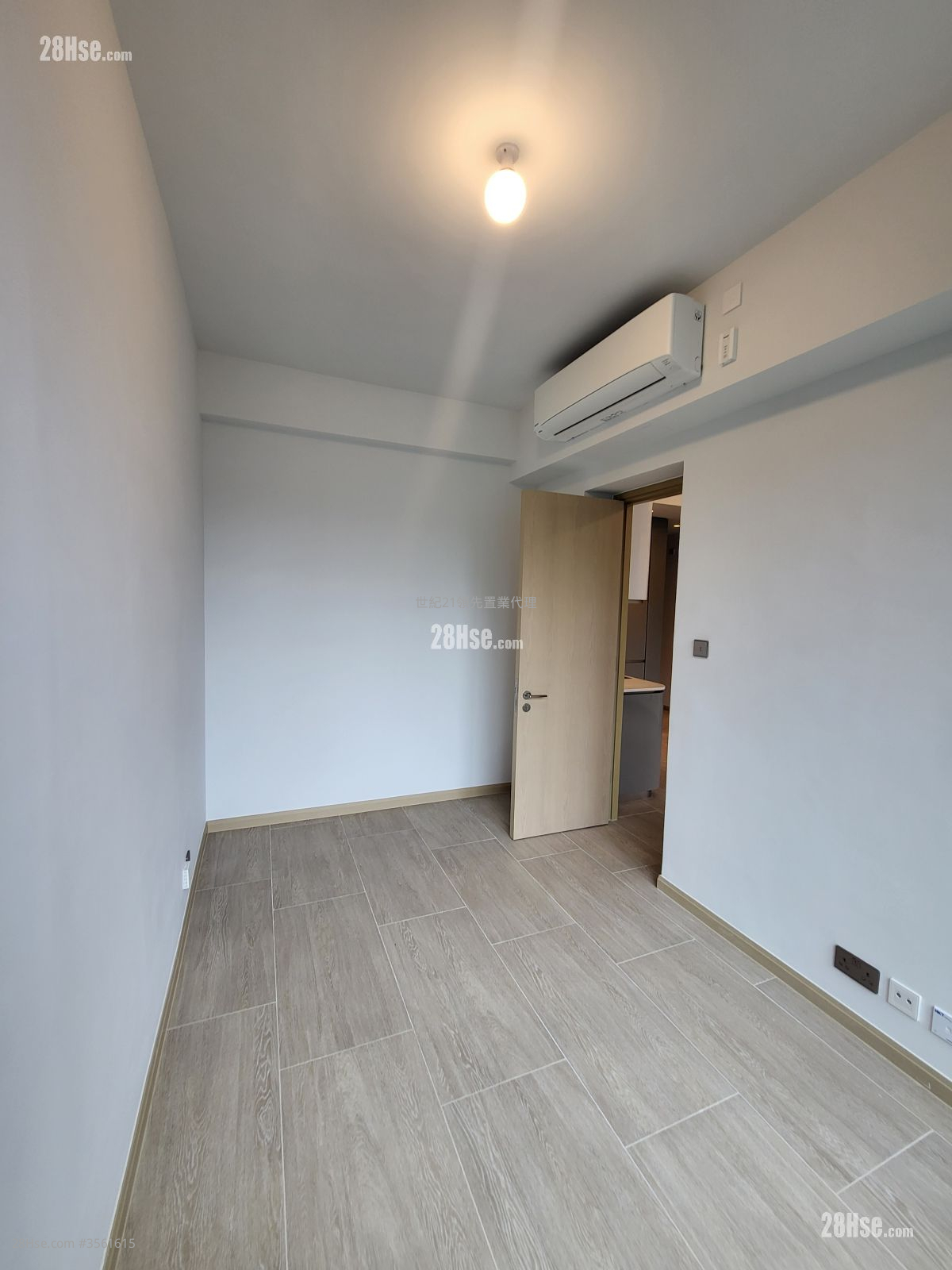 The Southside Rental 2 Bedrooms , 1 Bathroom 509 ft² ( 47.3 m² ) The Southside Rental 2 Bedrooms , 1 Bathroom 509 ft² ( 47.3 m² )
