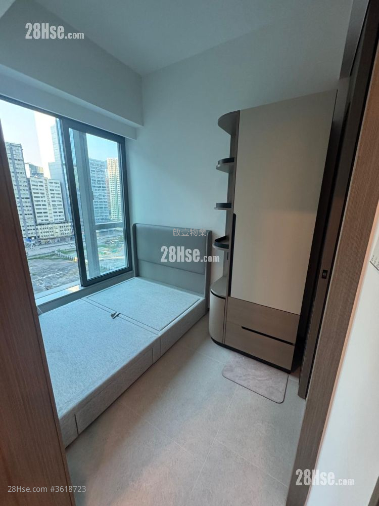 Cullinan Sky Rental 1 Bedroom , 1 Bathroom 301 ft² ( 28.0 m² ) Cullinan Sky Rental 1 Bedroom , 1 Bathroom 301 ft² ( 28.0 m² )