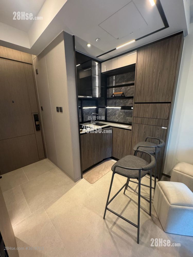 Cullinan Sky Rental 1 Bedroom , 1 Bathroom 301 ft² ( 28.0 m² ) Cullinan Sky Rental 1 Bedroom , 1 Bathroom 301 ft² ( 28.0 m² )