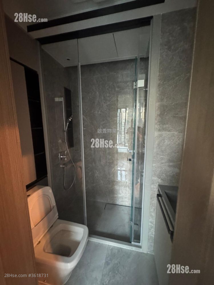 Cullinan Sky Sell 1 Bedroom , 1 Bathroom 301 ft² ( 28.0 m² ) Cullinan Sky Sell 1 Bedroom , 1 Bathroom 301 ft² ( 28.0 m² )