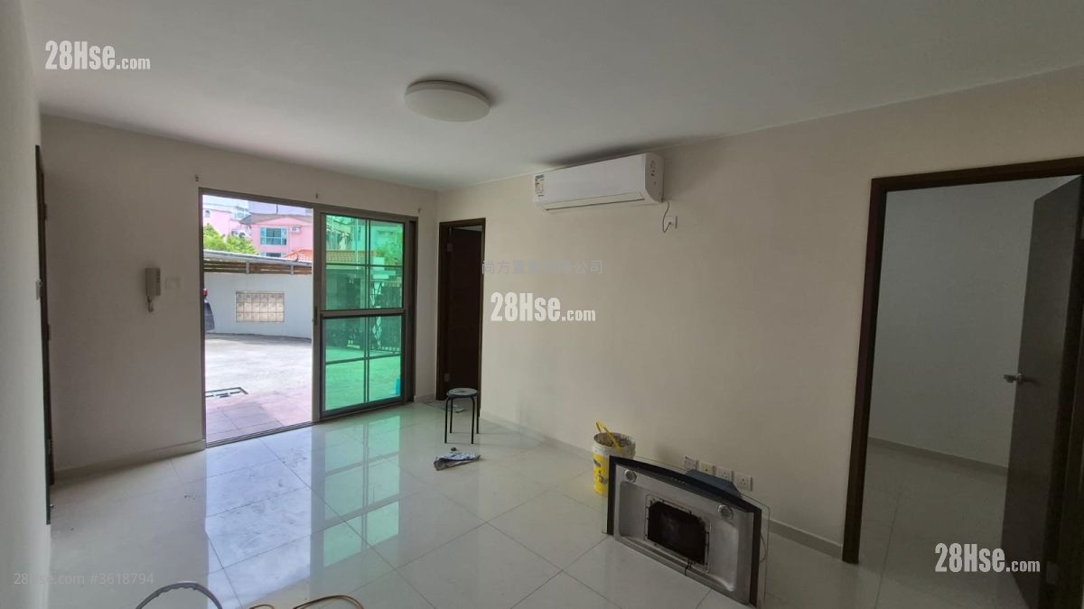 村屋 租盘 3 房 , 1 浴室 700 平方尺 ( 65.0 平方米 ) 村屋 租盘 3 房 , 1 浴室 700 平方尺 ( 65.0 平方米 )