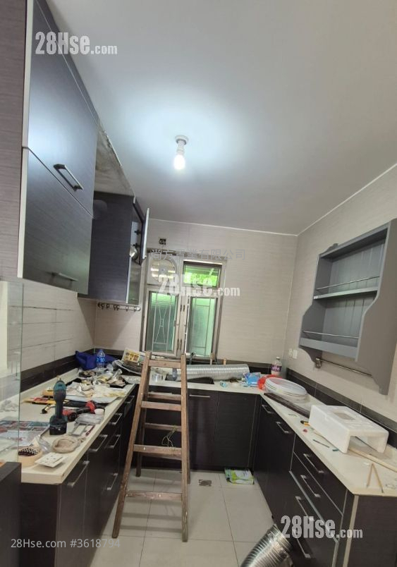 村屋 租盘 3 房 , 1 浴室 700 平方尺 ( 65.0 平方米 ) 村屋 租盘 3 房 , 1 浴室 700 平方尺 ( 65.0 平方米 )