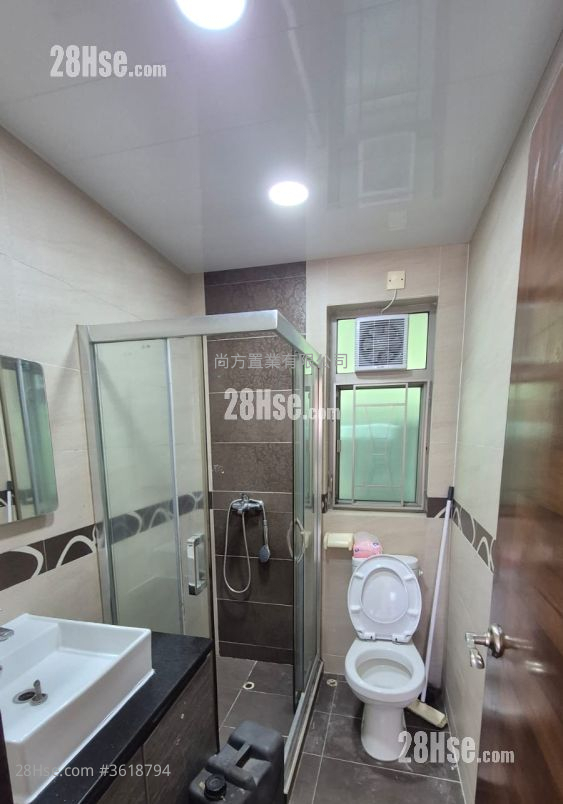 村屋 租盘 3 房 , 1 浴室 700 平方尺 ( 65.0 平方米 ) 村屋 租盘 3 房 , 1 浴室 700 平方尺 ( 65.0 平方米 )