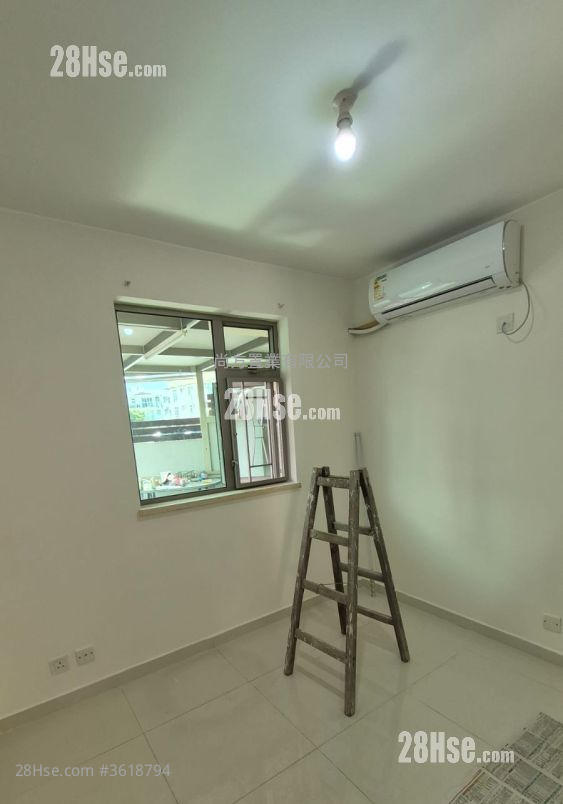 村屋 租盘 3 房 , 1 浴室 700 平方尺 ( 65.0 平方米 ) 村屋 租盘 3 房 , 1 浴室 700 平方尺 ( 65.0 平方米 )