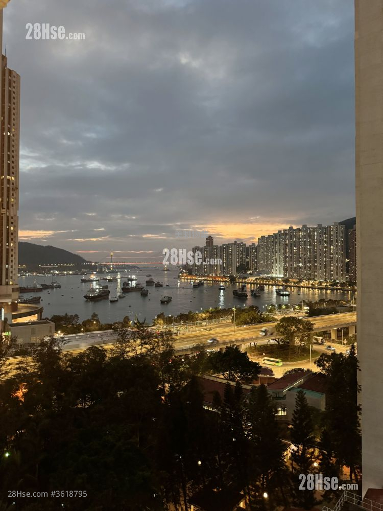 Clague Garden Estate Rental 1 Bedroom , 1 Bathroom 357 ft² ( 33.2 m² ) Clague Garden Estate Rental 1 Bedroom , 1 Bathroom 357 ft² ( 33.2 m² )