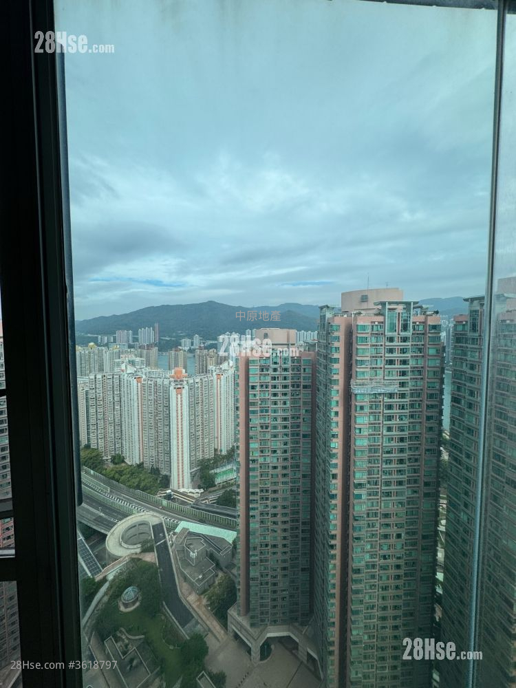 Tierra Verde Sell 3 Bedrooms , 2 Bathrooms 674 ft² ( 62.6 m² ) Tierra Verde Sell 3 Bedrooms , 2 Bathrooms 674 ft² ( 62.6 m² )