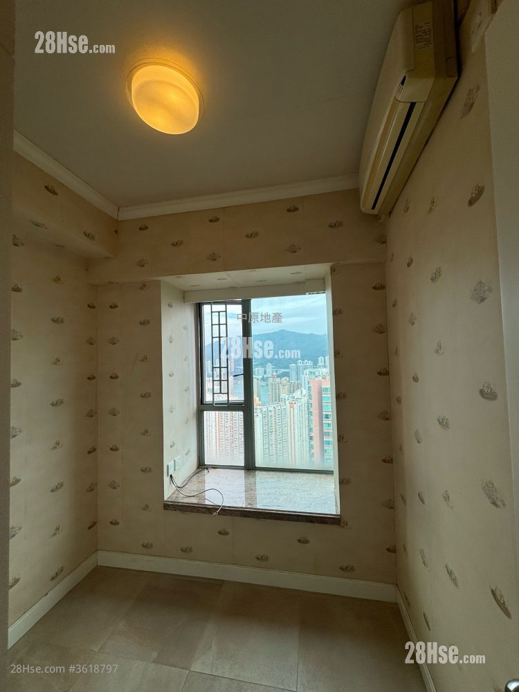 Tierra Verde Sell 3 Bedrooms , 2 Bathrooms 674 ft² ( 62.6 m² ) Tierra Verde Sell 3 Bedrooms , 2 Bathrooms 674 ft² ( 62.6 m² )