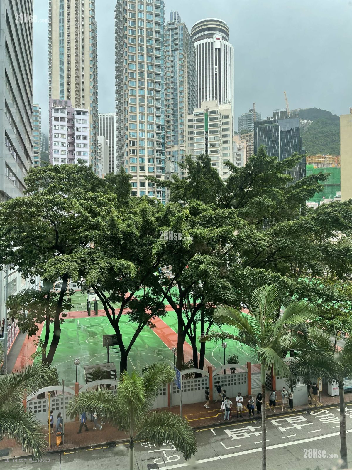 轩尼诗大楼 租盘 开放式间隔 , 1 浴室 140 平方尺 ( 13.0 平方米 ) 轩尼诗大楼 租盘 开放式间隔 , 1 浴室 140 平方尺 ( 13.0 平方米 )