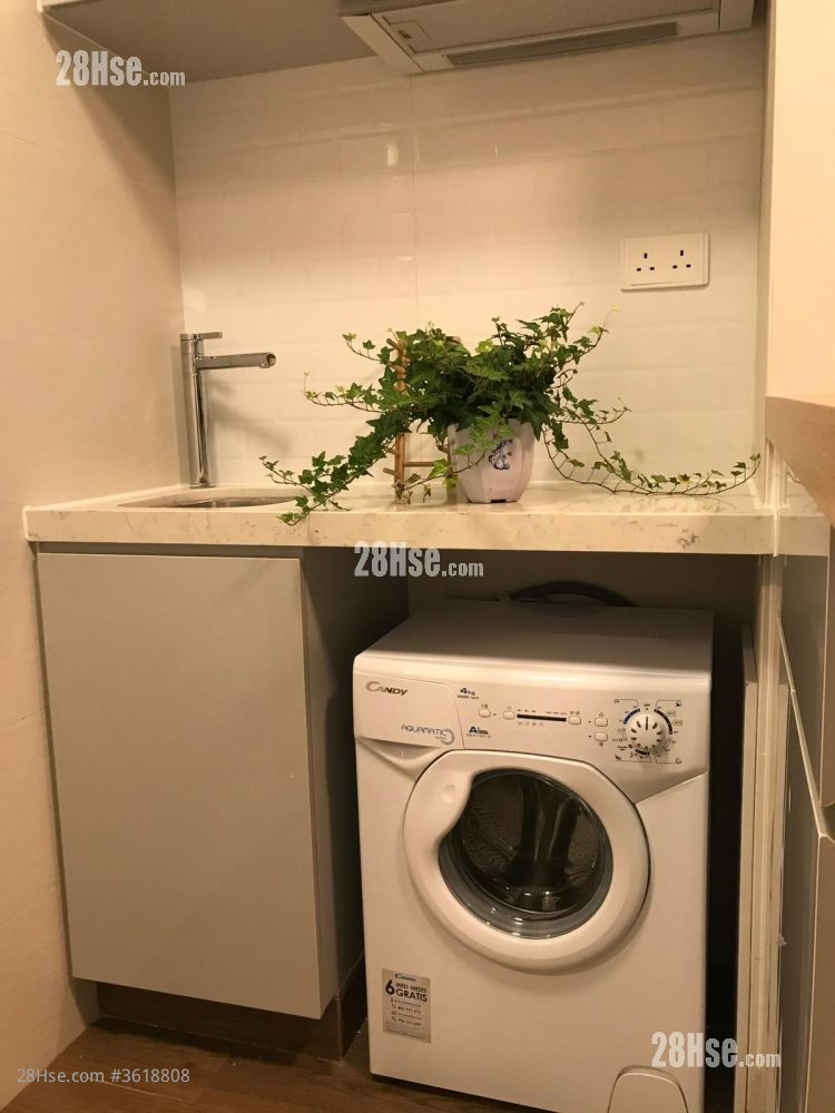 轩尼诗大楼 租盘 开放式间隔 , 1 浴室 140 平方尺 ( 13.0 平方米 ) 轩尼诗大楼 租盘 开放式间隔 , 1 浴室 140 平方尺 ( 13.0 平方米 )