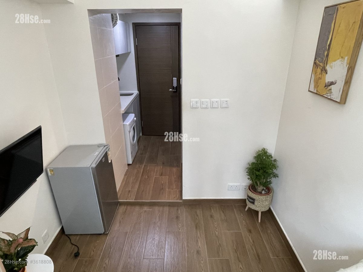 轩尼诗大楼 租盘 开放式间隔 , 1 浴室 140 平方尺 ( 13.0 平方米 ) 轩尼诗大楼 租盘 开放式间隔 , 1 浴室 140 平方尺 ( 13.0 平方米 )