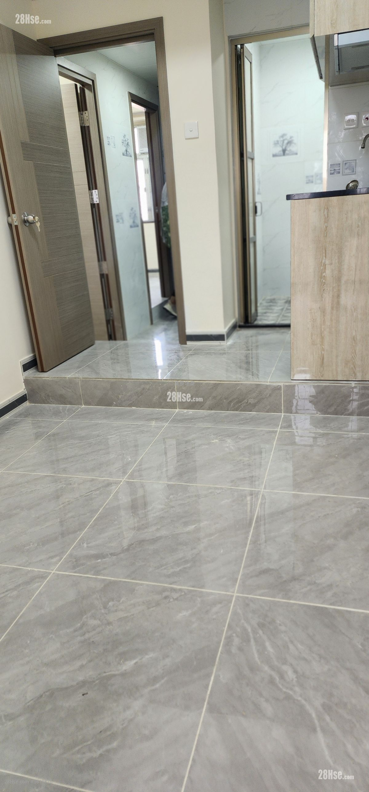 基隆街/北河街 租盘 开放式间隔 , 1 浴室 100 平方尺 ( 9.3 平方米 ) 基隆街/北河街 租盘 开放式间隔 , 1 浴室 100 平方尺 ( 9.3 平方米 )