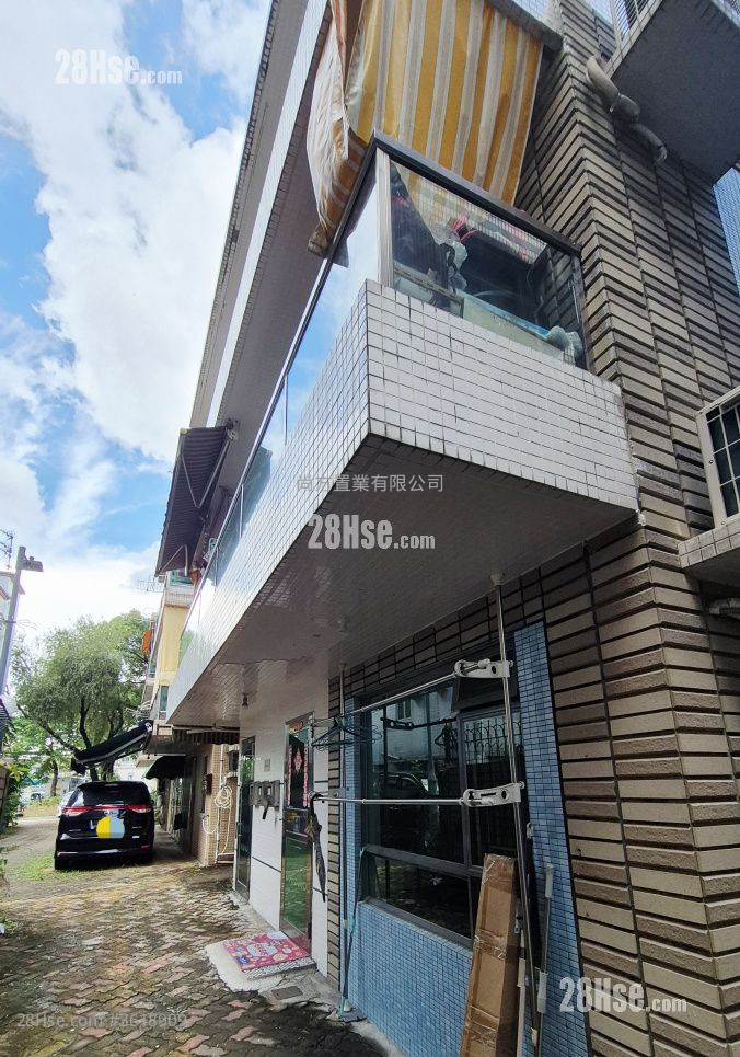 村屋 租盘 3 房 , 2 浴室 700 平方尺 ( 65.0 平方米 ) 村屋 租盘 3 房 , 2 浴室 700 平方尺 ( 65.0 平方米 )