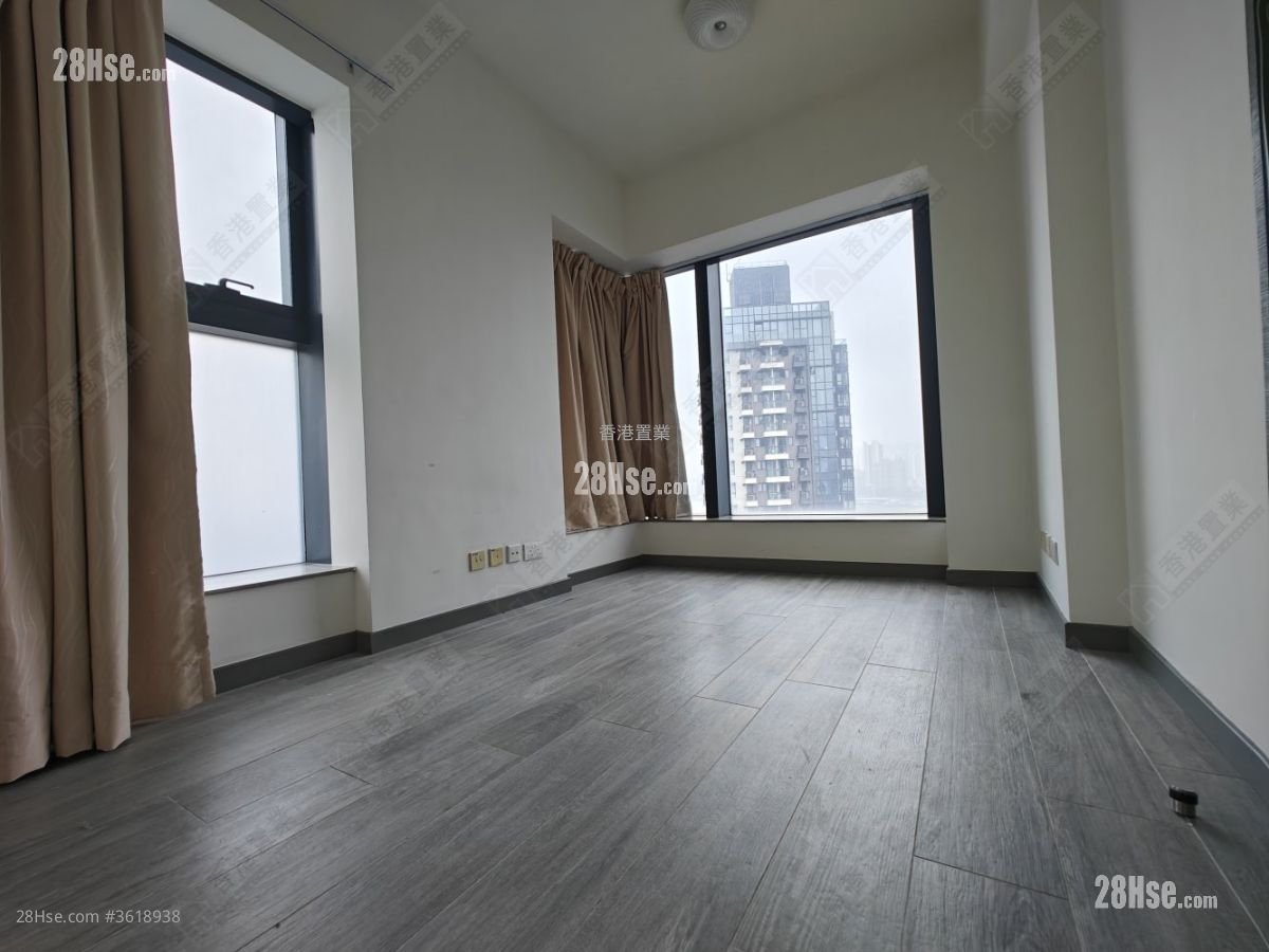 远晴 售盘 1 房 , 1 浴室 434 平方尺 ( 40.3 平方米 ) 远晴 售盘 1 房 , 1 浴室 434 平方尺 ( 40.3 平方米 )