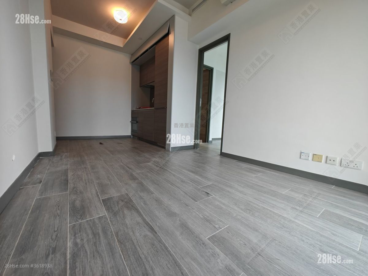 远晴 售盘 1 房 , 1 浴室 434 平方尺 ( 40.3 平方米 ) 远晴 售盘 1 房 , 1 浴室 434 平方尺 ( 40.3 平方米 )