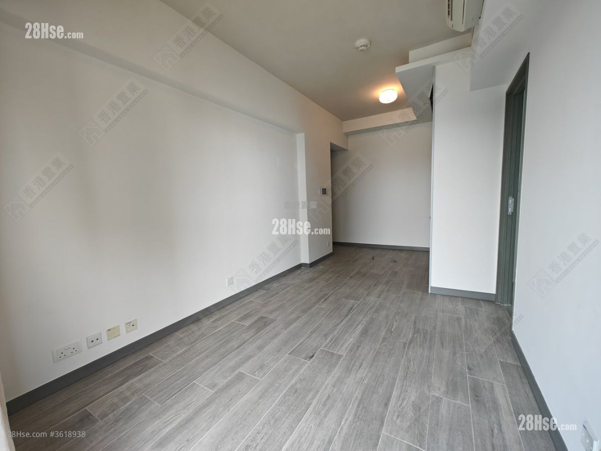 远晴 售盘 1 房 , 1 浴室 434 平方尺 ( 40.3 平方米 ) 远晴 售盘 1 房 , 1 浴室 434 平方尺 ( 40.3 平方米 )