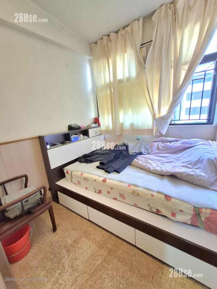 俭德大厦 售盘 3 房 , 3 浴室 611 平方尺 ( 56.8 平方米 )