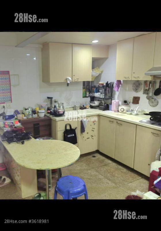 俭德大厦 售盘 3 房 , 3 浴室 611 平方尺 ( 56.8 平方米 ) 俭德大厦 售盘 3 房 , 3 浴室 611 平方尺 ( 56.8 平方米 )